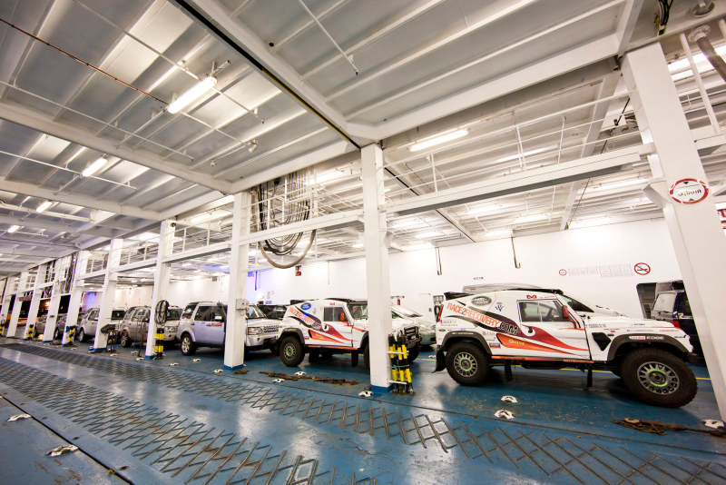 Illustration for article titled Land Rover-Sponsored Race2Recovery Sets Sail To Dakar